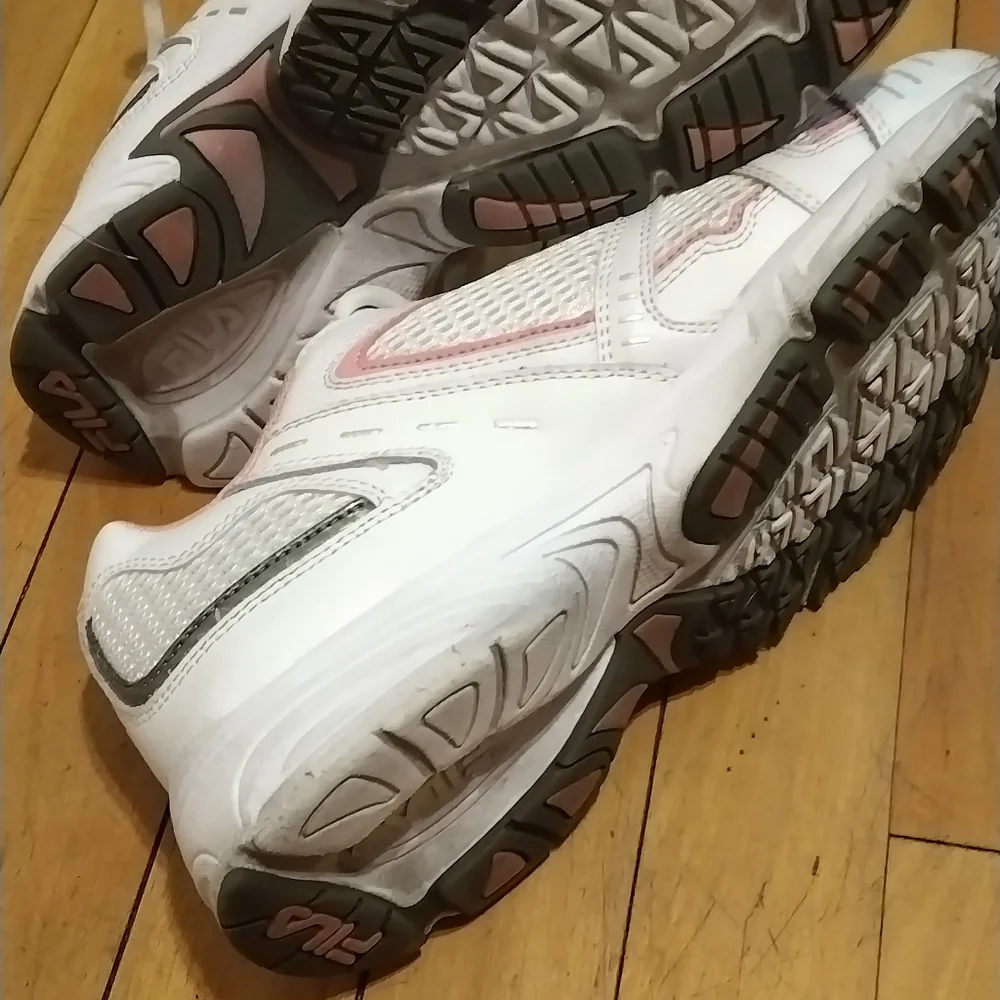 Fila stylish sneakers